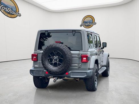 Used 2020 Jeep Wrangler Unlimited Sahara AWD/4WD image 6