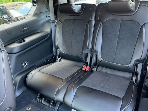 New 2025 Jeep Grand Cherokee L Altitude image 15