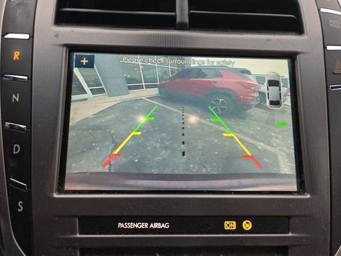 Used 2017 Lincoln MKZ Reserve w/ Climate Package image 32