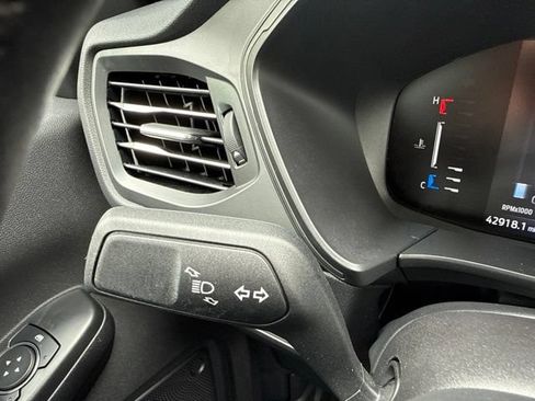 Used 2024 Ford Escape Active w/ Cold Weather Package FWD image 18