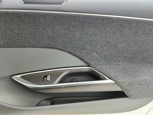 Used 2024 Lucid Air Touring image 23