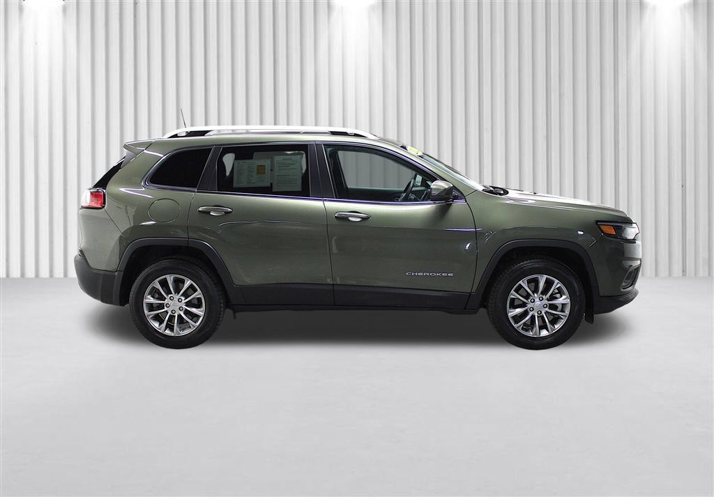 Certified 2021 Jeep Cherokee Latitude Lux w/ Sun & Sound Group AWD/4WD image 2