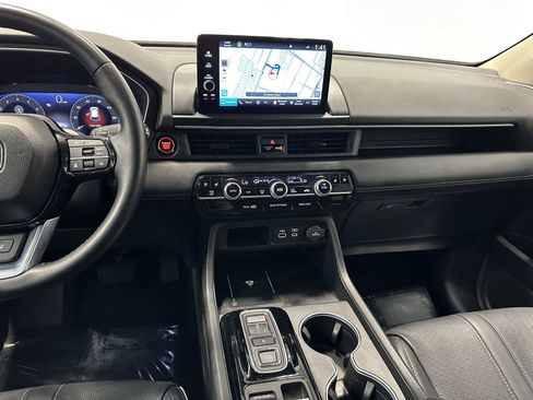 Certified 2024 Honda Pilot Elite image 23
