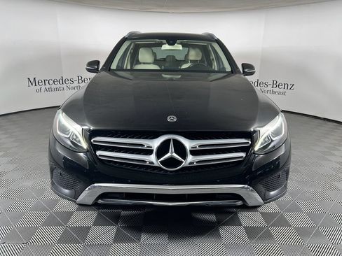 Used 2019 Mercedes-Benz GLC 300 image 2
