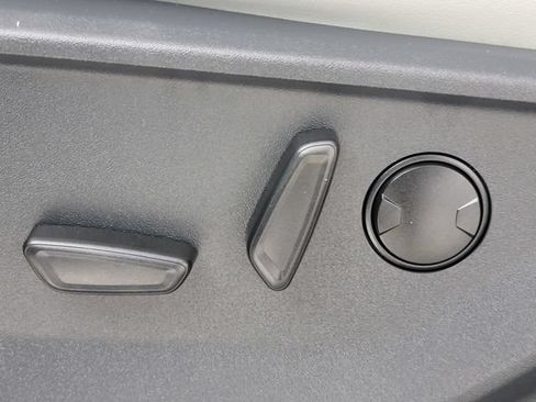 Certified 2025 Ford Expedition Platinum AWD/4WD image 14