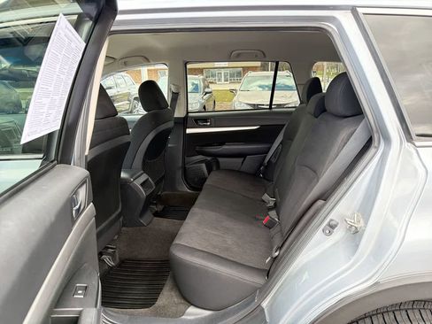 Used 2014 Subaru Outback 2.5i Premium w/ Accessory Value Package (OYX) image 25