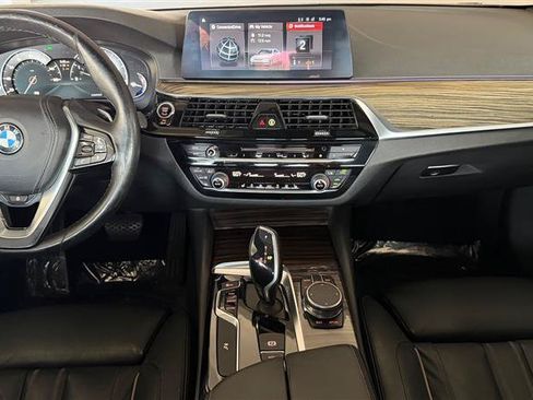 Used 2018 BMW 540i xDrive AWD/4WD image 24