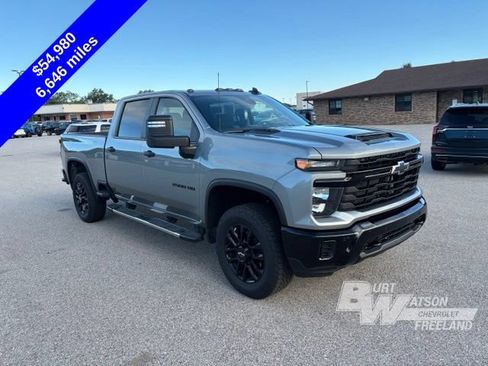 Used 2026 Chevrolet Silverado 2500 Custom w/ Custom Value Package AWD/4WD image 11