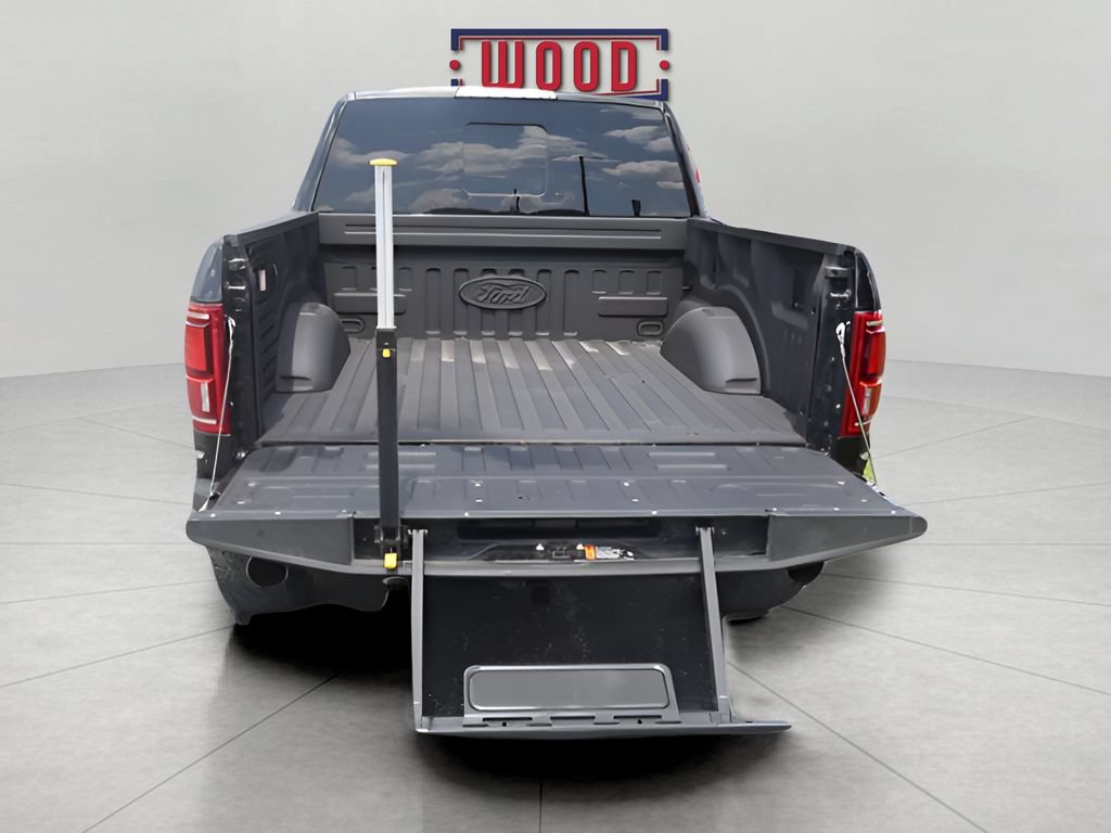Used 2020 Ford F150 Raptor w/ Equipment Group 802A Luxury AWD/4WD image 9