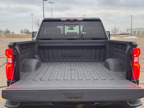 Used 2023 Chevrolet Silverado 3500 High Country w/ Z71 Off-Road Package image 31