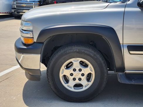 Used 2005 Chevrolet Tahoe LS RWD image 14