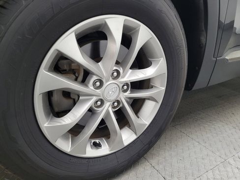 Used 2019 Hyundai Santa Fe SE image 31