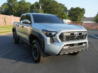 Used 2024 Toyota Tacoma TRD Off-Road AWD/4WD video 1