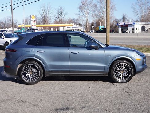 Used 2019 Porsche Cayenne E-Hybrid image 20