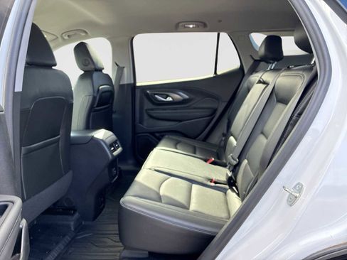 Used 2024 GMC Terrain SLT w/ LPO, Floor Liner Package image 24