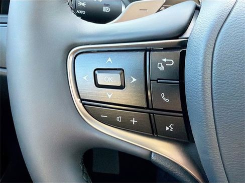 New 2025 Lexus ES 350 w/ Premium Package image 38