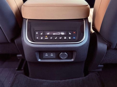 New 2026 INFINITI QX80 Luxe w/ Cargo Package image 23