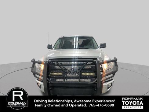 Used 2017 Toyota Tundra SR5 AWD/4WD image 10