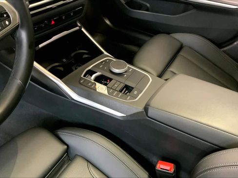 Used 2023 BMW 330i Sedan w/ M Sport Package image 17