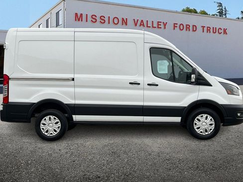 Used 2023 Ford E-Transit Medium Roof w/ Load Area Protection Package image 3