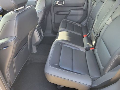 New 2025 Ford Bronco Outer Banks image 8