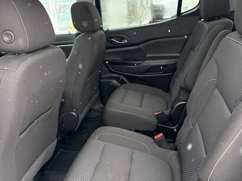 Used 2022 GMC Acadia SLE w/ Driver Convenience Package image 6