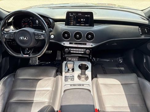Used 2020 Kia Stinger GT2 RWD image 19