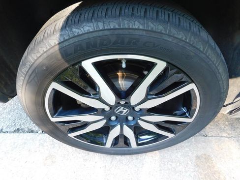 Used 2022 Honda Pilot Touring image 8