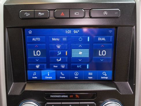 Used 2019 Ford F150 Lariat w/ Equipment Group 502A Luxury AWD/4WD image 23