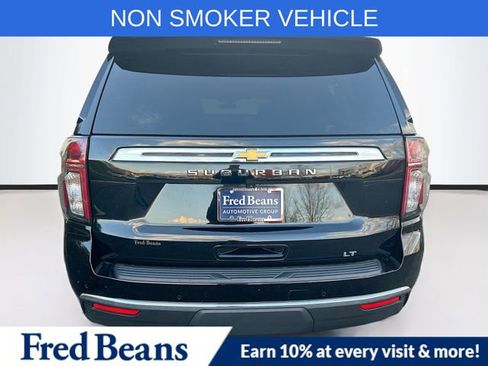 Used 2021 Chevrolet Suburban LT image 8