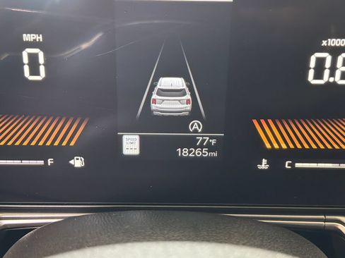 Used 2024 Kia Sorento S w/ Panoramic Sunroof Package FWD image 24