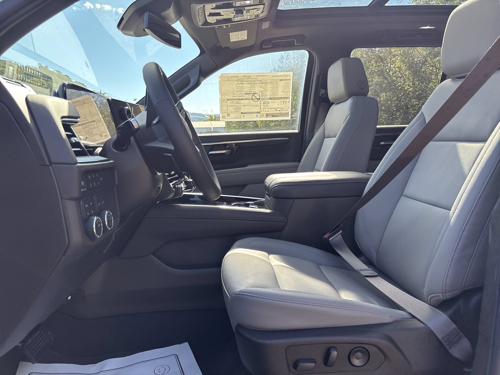 New 2027 Chevrolet Tahoe Z71 w/ Comfort Package AWD/4WD image 11