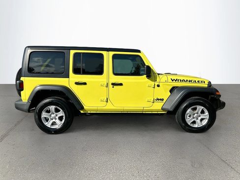 Used 2023 Jeep Wrangler Unlimited Sport AWD/4WD image 3