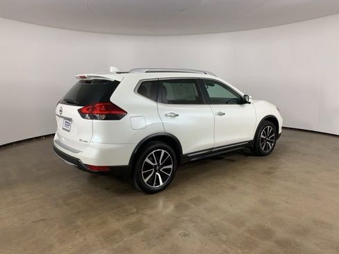 Used 2017 Nissan Rogue SL w/ SL Premium Package AWD/4WD image 8