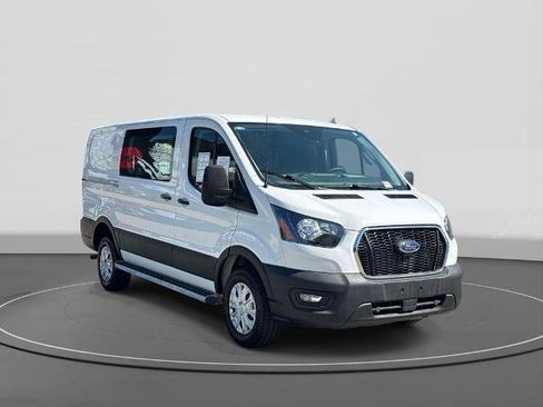 Certified 2024 Ford Transit 250 Low Roof w/ Exterior Upgrade Package RWD image 4