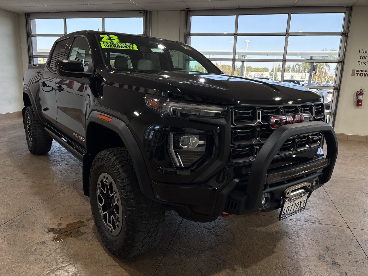 Used 2023 GMC Canyon AT4X w/ Edition 1 AWD/4WD image 4