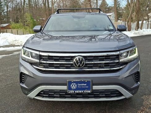Certified 2022 Volkswagen Atlas Cross Sport SE image 3