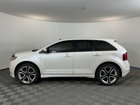Used 2012 Ford Edge Sport w/ Driver Entry Pkg AWD/4WD image 8