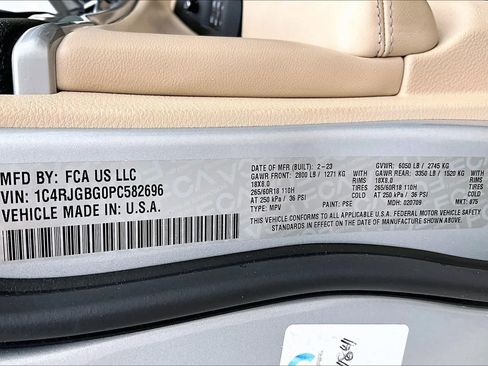 Used 2023 Jeep Grand Cherokee Limited w/ Trailer Tow Prep Group (B) RWD image 35