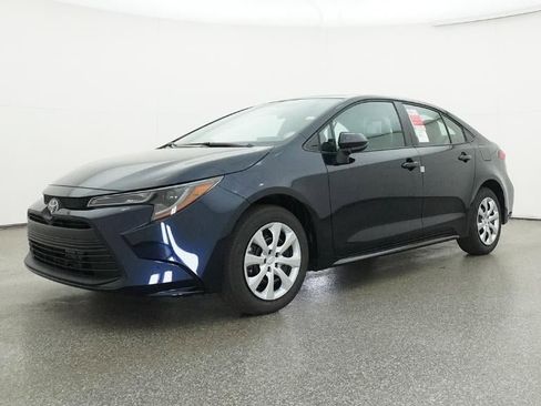 New 2026 Toyota Corolla LE image 17