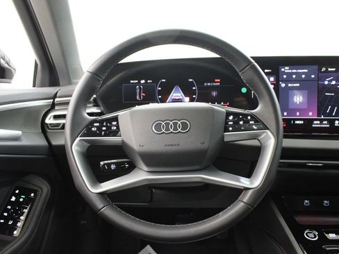 Used 2025 Audi A5 2.0T Premium Plus w/ Premium Plus AWD/4WD image 24