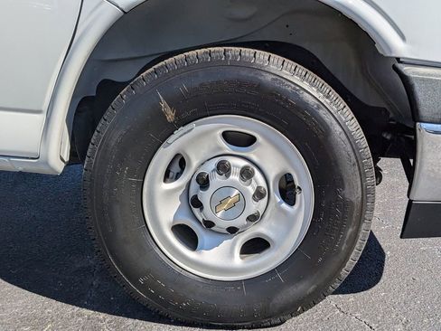 New 2025 Chevrolet Express 3500 w/ Power Convenience Package image 14