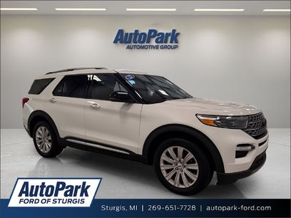 Used 2023 Ford Explorer Limited w/ Limited Technology Package