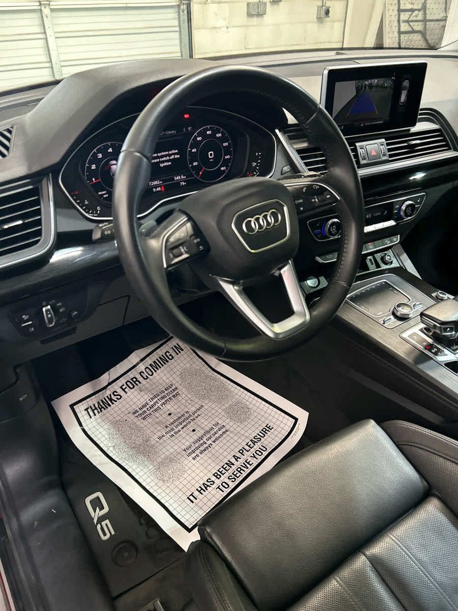 Used 2020 Audi Q5 2.0T Premium Plus w/ Premium Plus Package AWD/4WD image 10