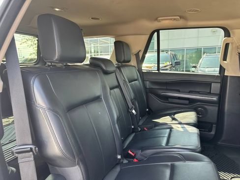 Used 2024 Ford Expedition XLT AWD/4WD image 24