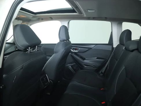 Used 2019 Subaru Forester Premium image 15