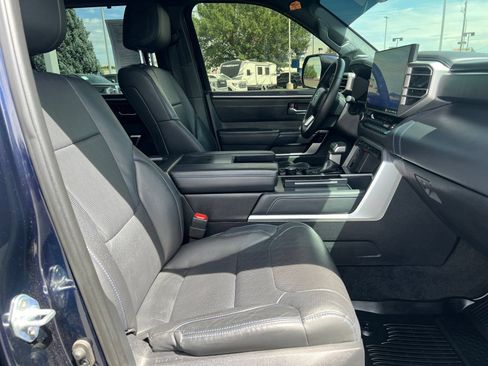 Used 2024 Toyota Sequoia Platinum AWD/4WD image 16