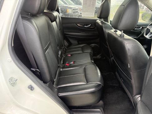 Used 2018 Nissan Rogue SL w/ Premium Package AWD/4WD image 29