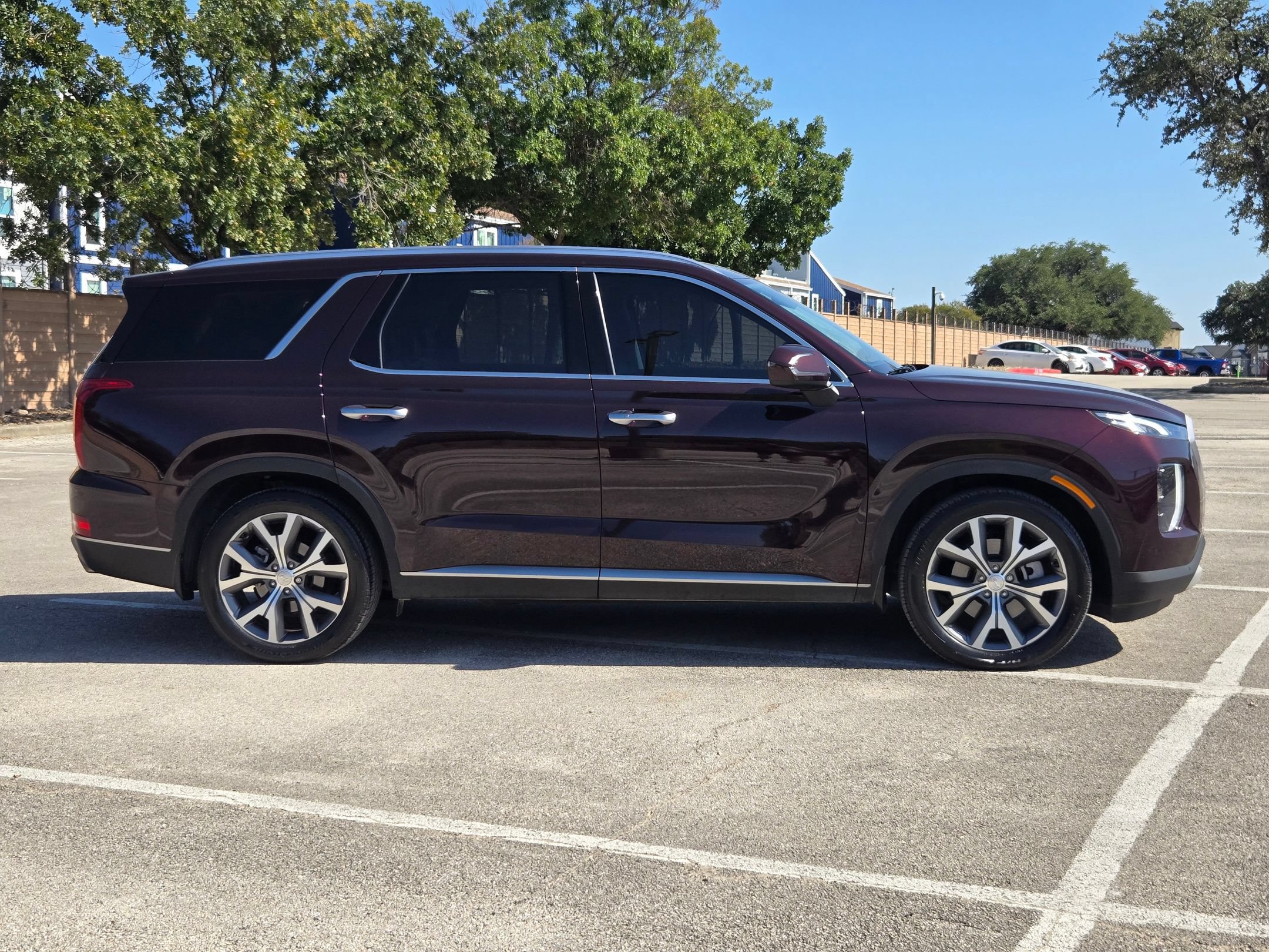 Used 2022 Hyundai Palisade SEL w/ 8P Bench Seat Package AWD/4WD image 2