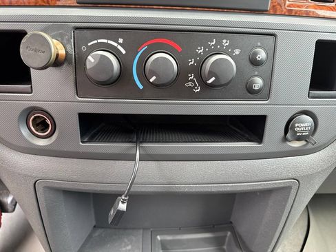 Used 2006 Dodge Ram 2500 Truck SLT w/ Quad Cab Big Horn Value Group AWD/4WD image 26